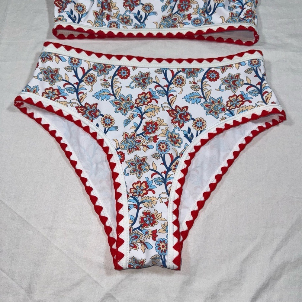 Floral Paisley Ric-Rac Trim High Waisted Bikini Set XS Red White Blue Swimsuit - Picture 2 of 8